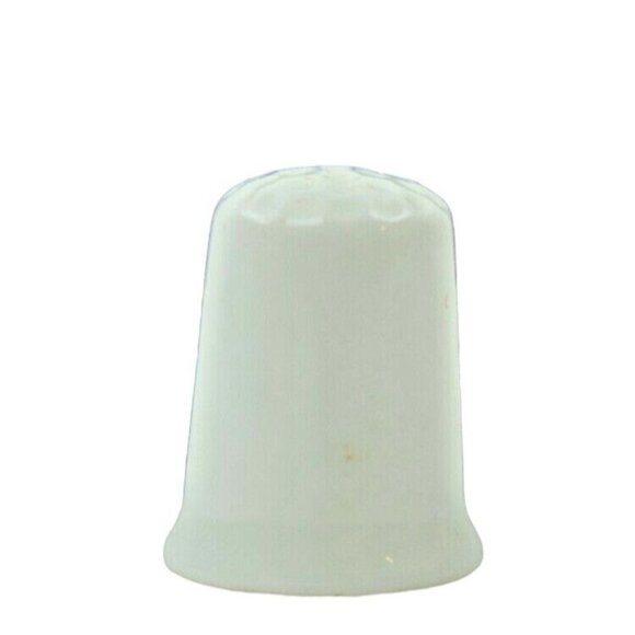 Exquisite Chaffinch Collectible Souvenir Thimble Fine Bone China (England) - Picture 2 of 7